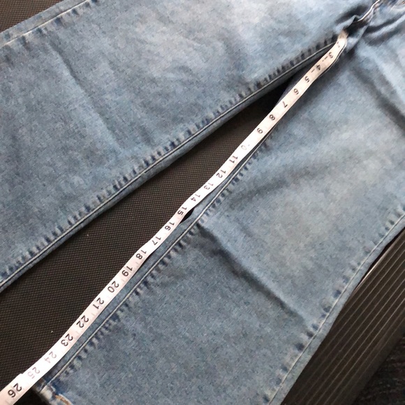 LEVI’s (34x27) high-waisted cropped flare - Picture 4 of 14